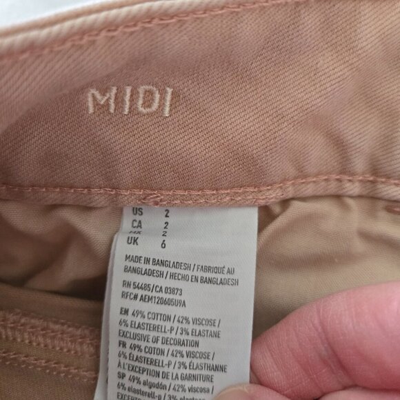 American Eagle Midi Twill Shorts Blush Pink 2 - Picture 4 of 4